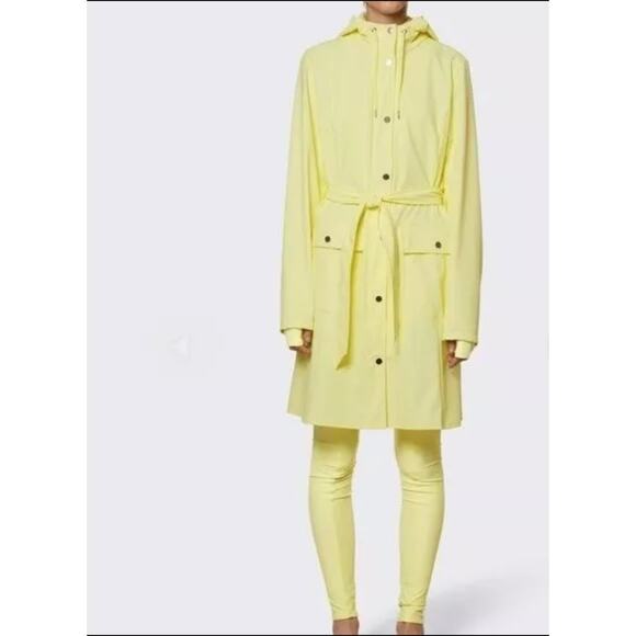 RAINS Curve W Jacket Color Straw Women's Sz M NWT - Picture 1 of 16